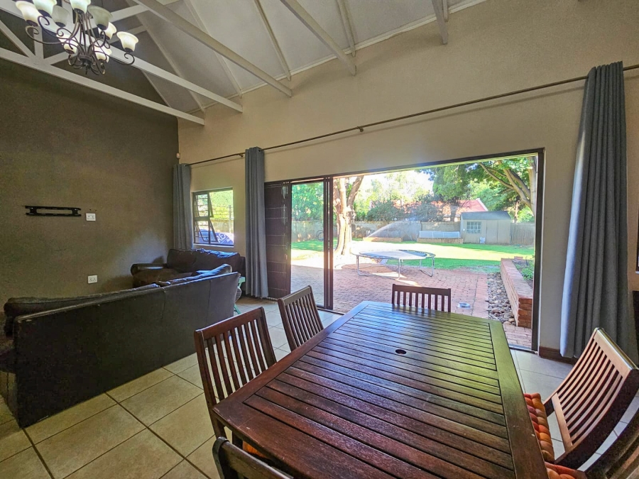 4 Bedroom Property for Sale in Mooivallei Park North West